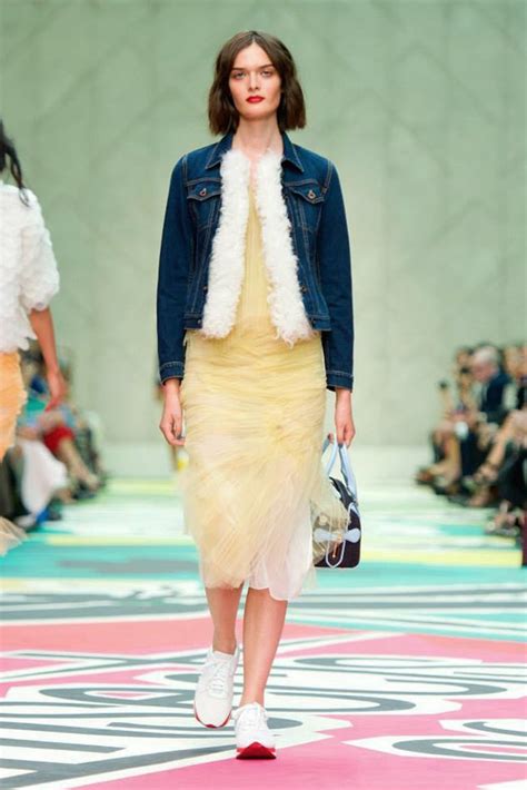 burberry fashion show 2015|burberry summer outfits.